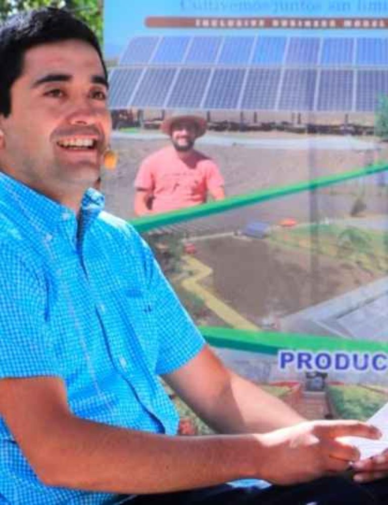 Alfredo Carrasco, el agricultor parapléjico que transformó su rehabilitación en una revolución agrícola